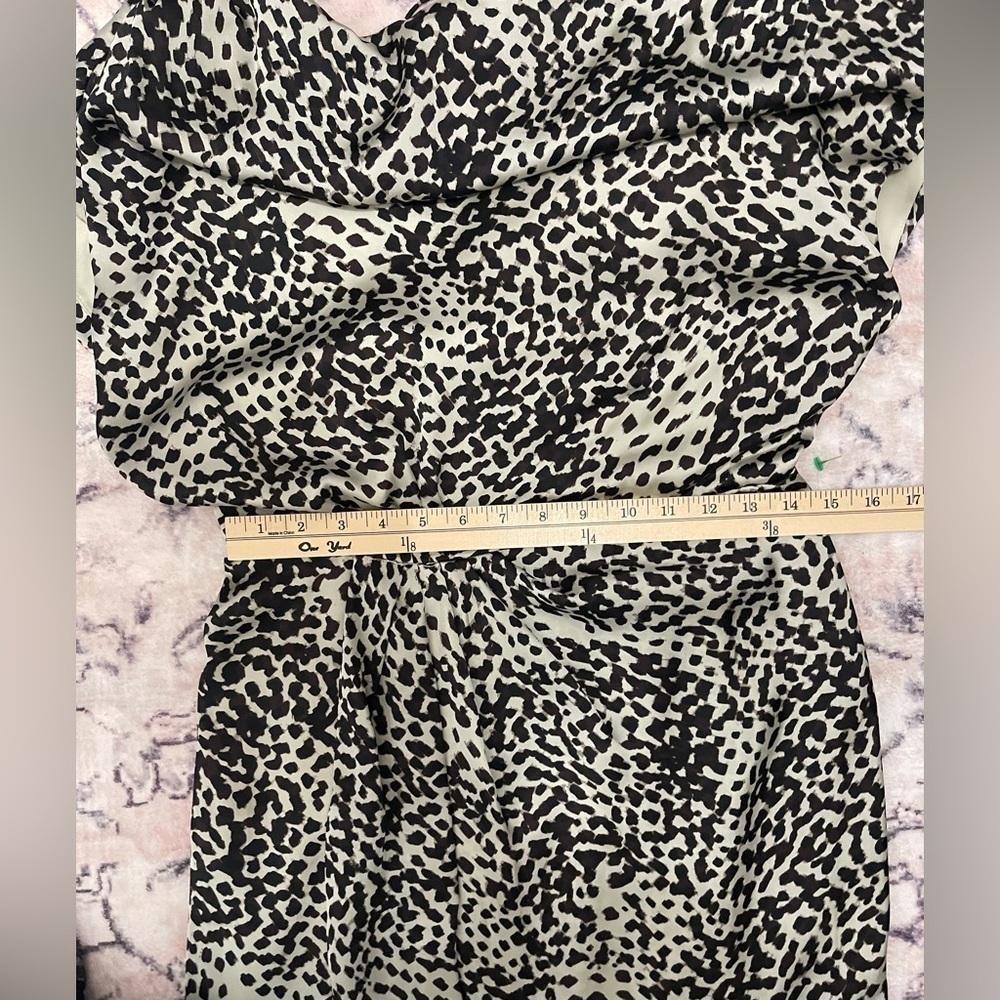 Vince Camuto Beige Brown Cheetah Animal Print Cowl Neck Draped Back Dress SZ 8 - Picture 10 of 11